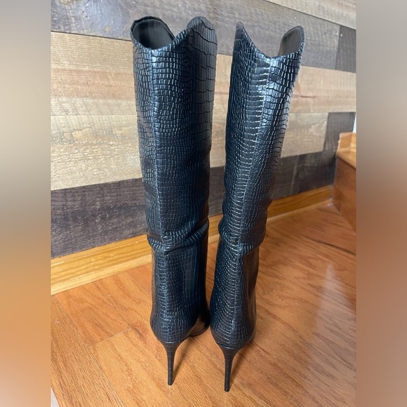 SCHUTZ Black Heeled Leather Boots with Croc-Embossed Texture, Size 7.5 B - Picture 4 of 10